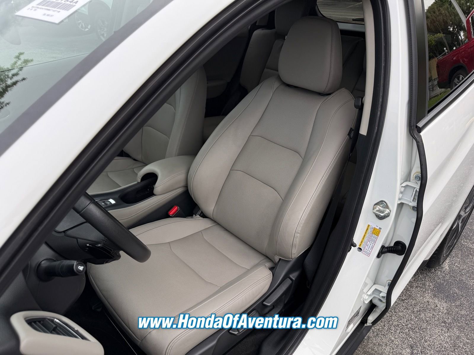 Used 2022 Honda HR-V EX-L image 17