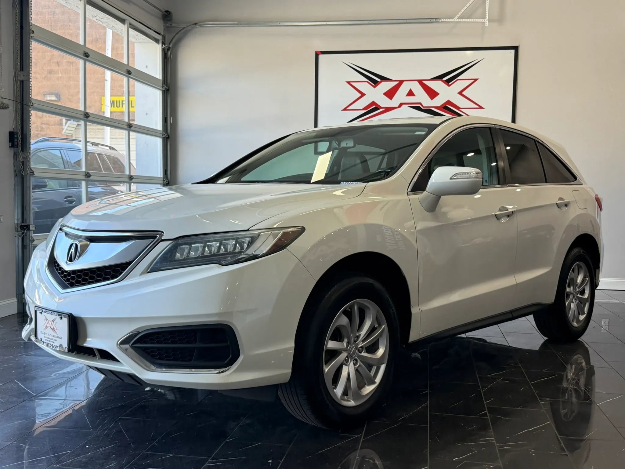 Used 2018 Acura RDX AWD w/ Technology Package image 3