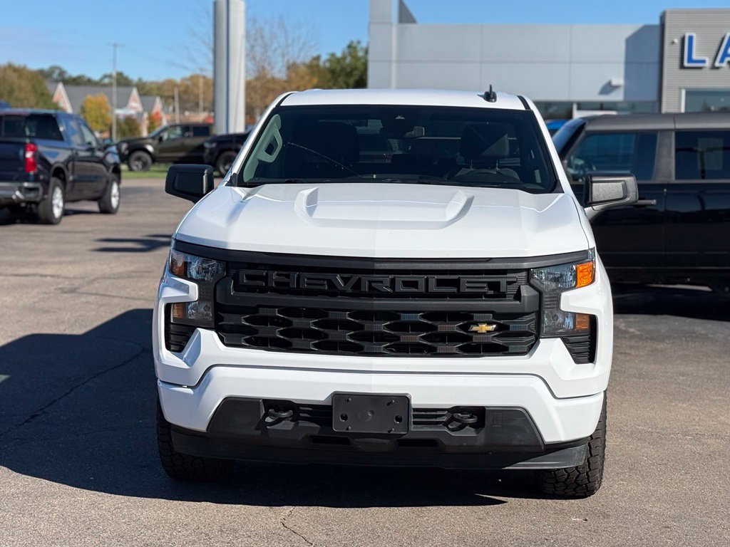 Used 2023 Chevrolet Silverado 1500 Custom AWD/4WD image 23