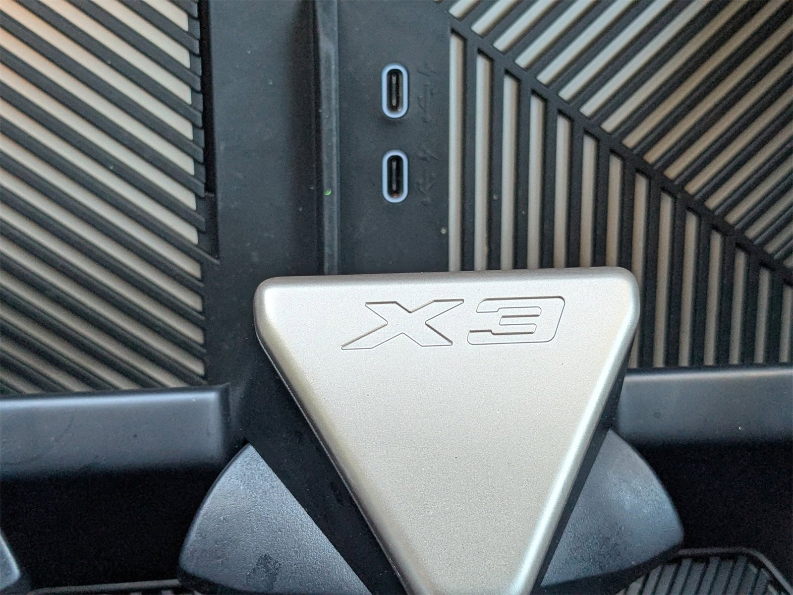 Used 2025 BMW X3 xDrive30i w/ Convenience Package image 23