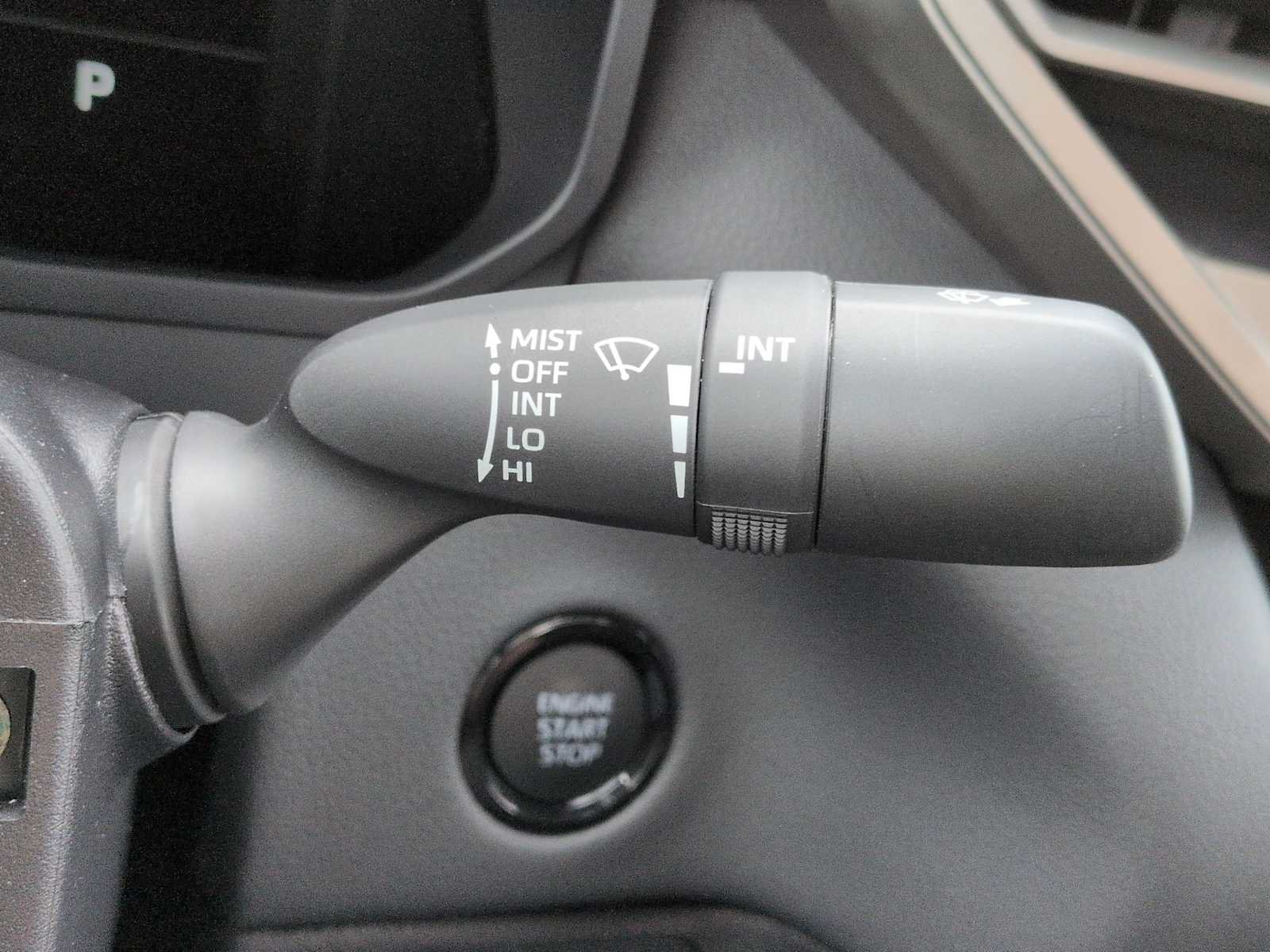 Used 2025 Toyota Tundra Limited AWD/4WD image 26