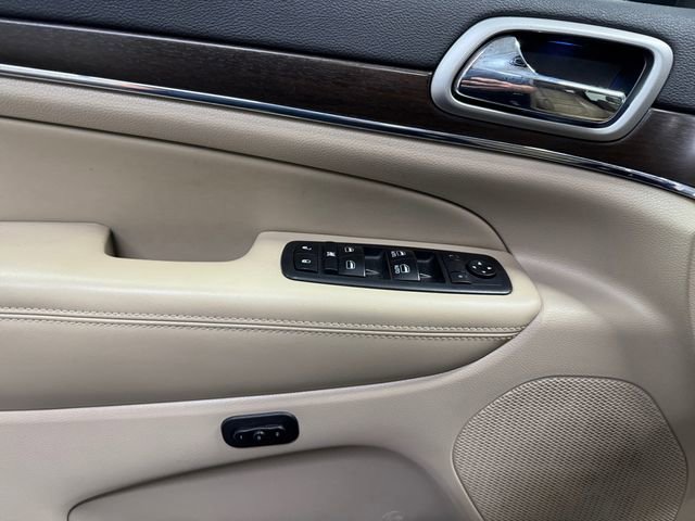 Used 2018 Jeep Grand Cherokee Limited image 27