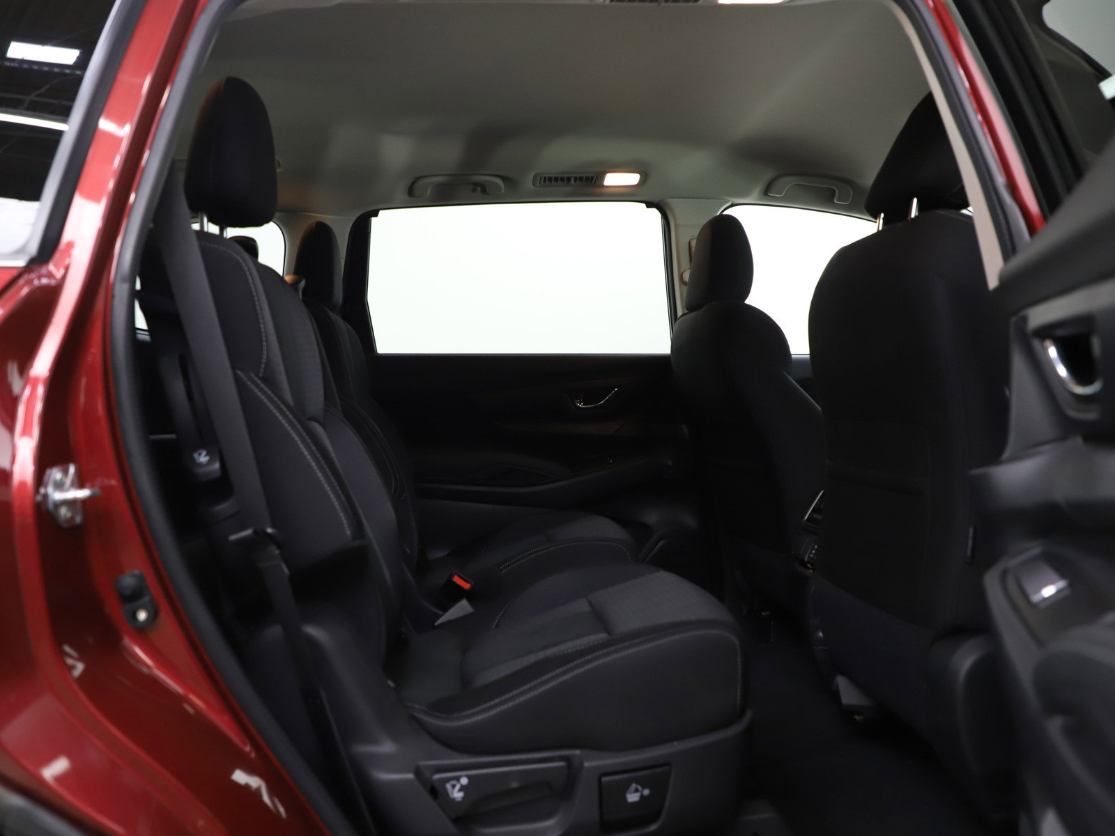 Used 2024 Subaru Ascent Premium w/ Convenience Package image 13