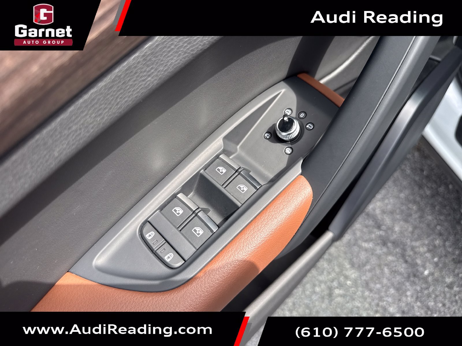Used 2023 Audi Q5 2.0T Premium w/ Convenience Package AWD/4WD image 12