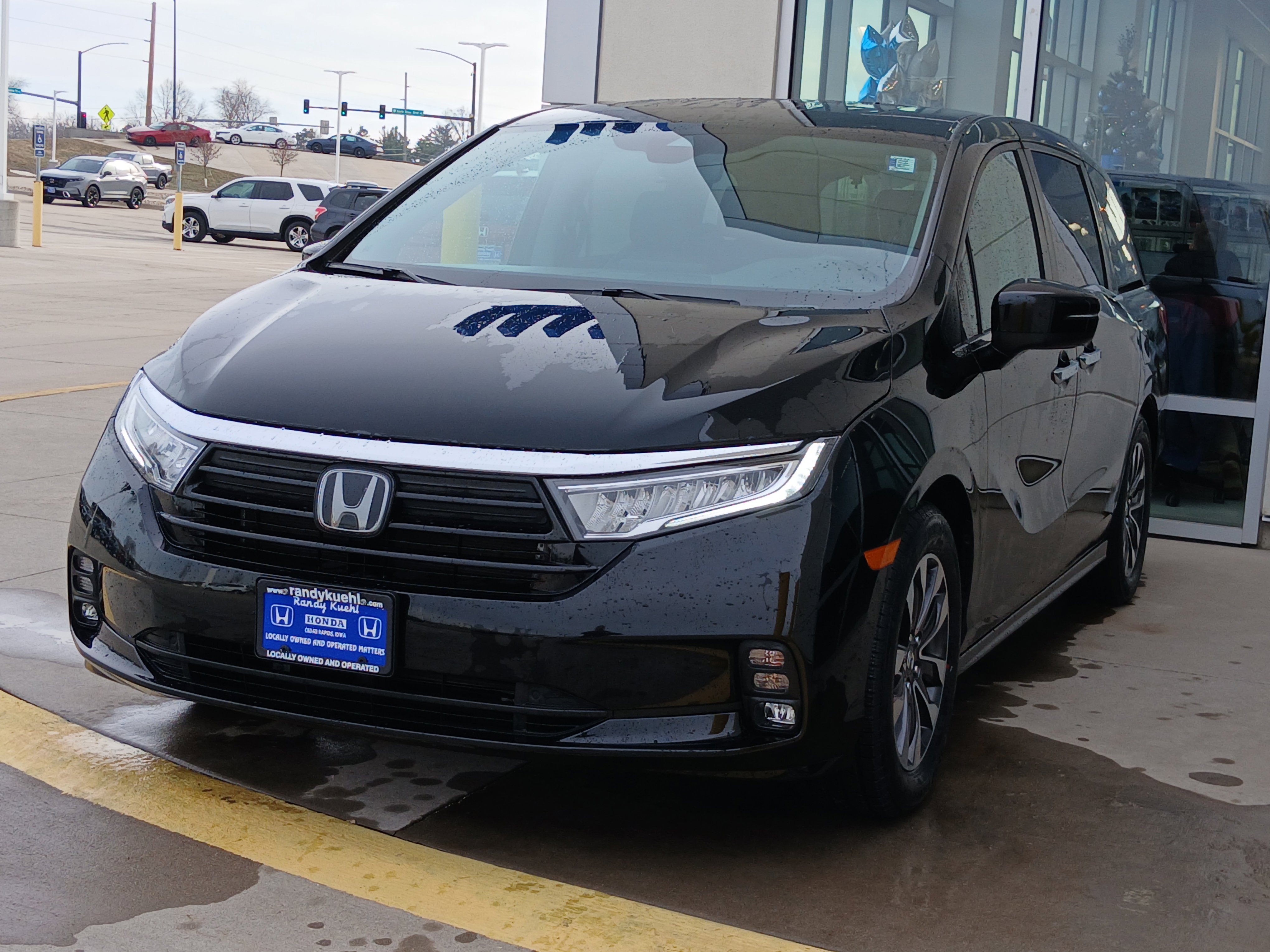 Used 2023 Honda Odyssey EX-L image 3