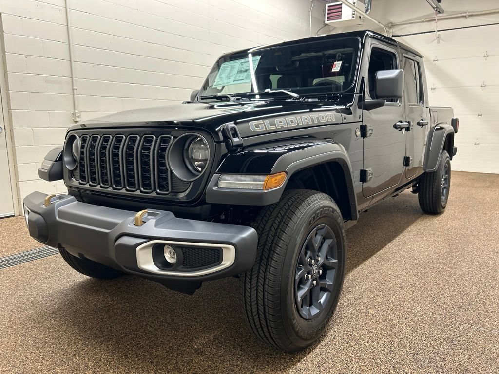 New 2026 Jeep Gladiator Sport AWD/4WD image 5