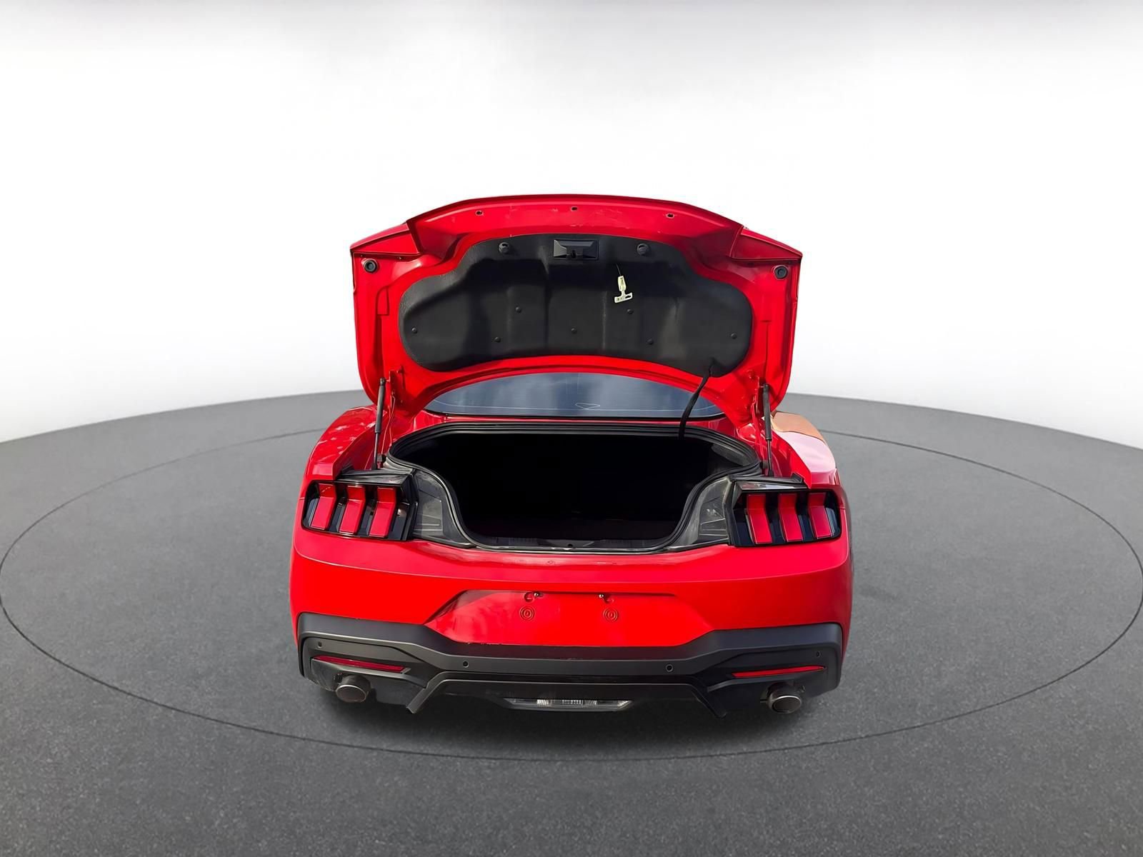 Used 2024 Ford Mustang Premium image 9