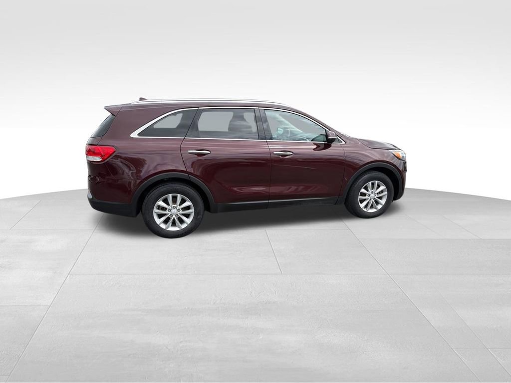 Used 2018 Kia Sorento AWD image 10