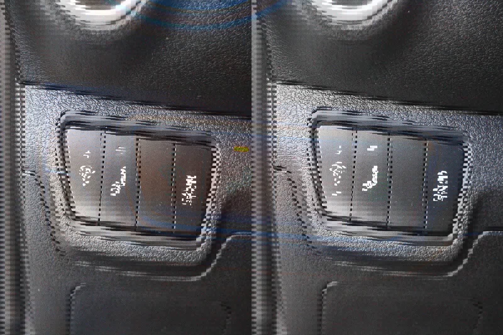 Used 2022 Kia Forte GT-Line image 29