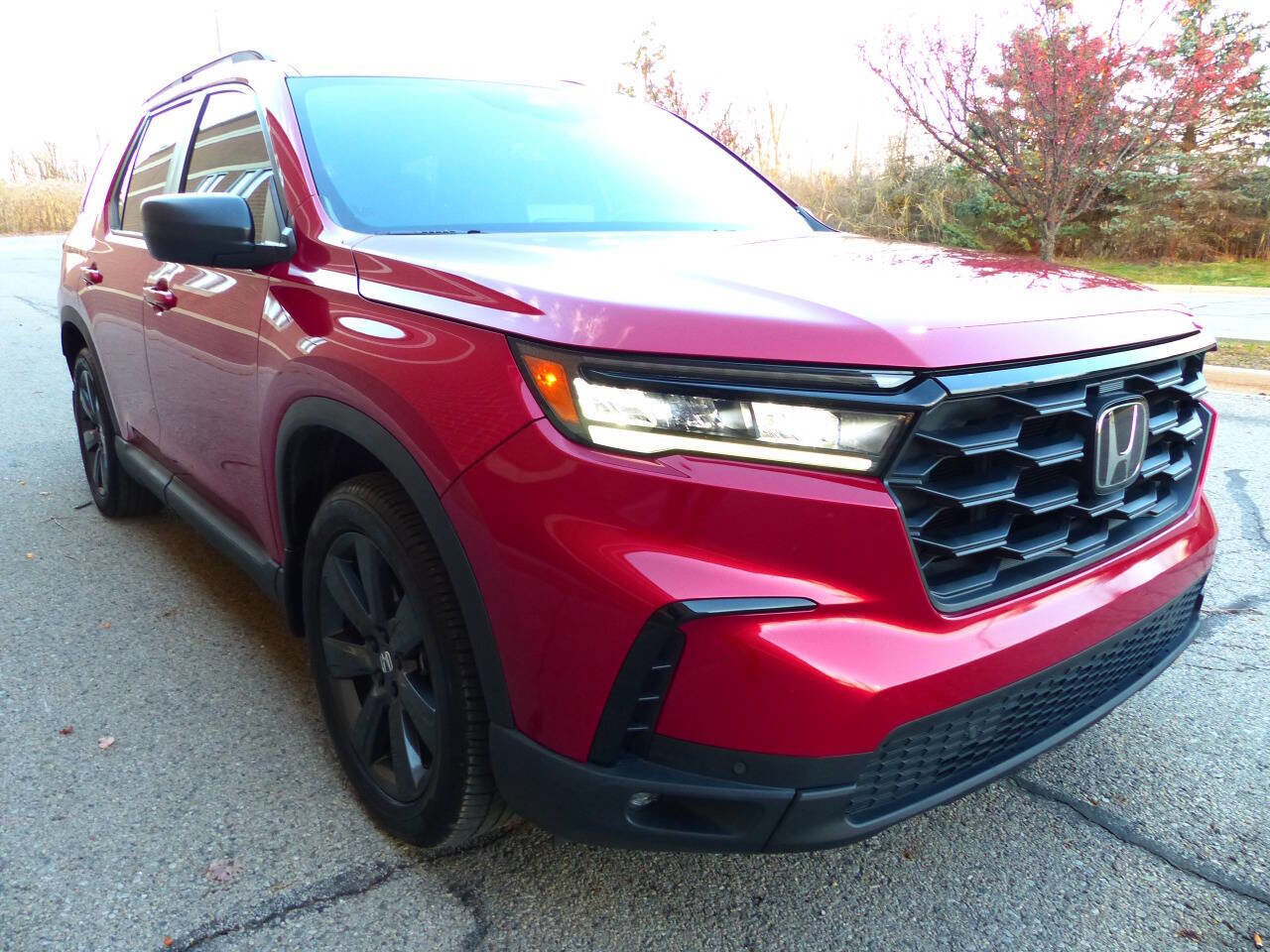 Used 2024 Honda Pilot Sport image 11