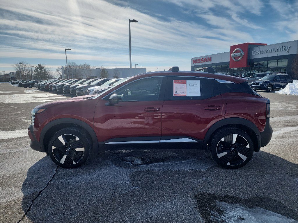 Used 2026 Nissan Kicks SR w/ Cold Weather Package image 4