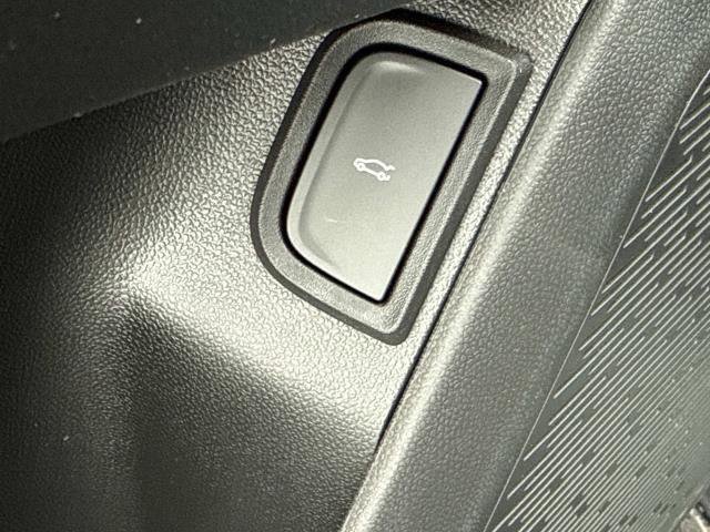 New 2026 Chevrolet Equinox RS w/ Convenience Package III image 8