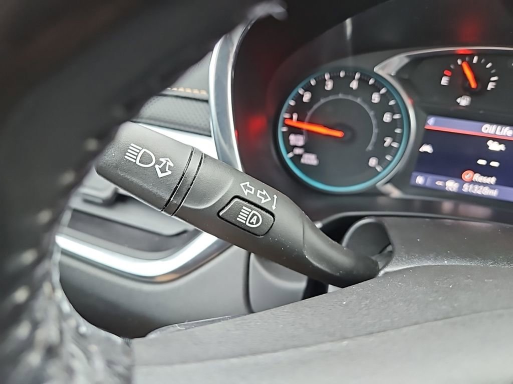 Used 2020 Chevrolet Equinox Premier image 14