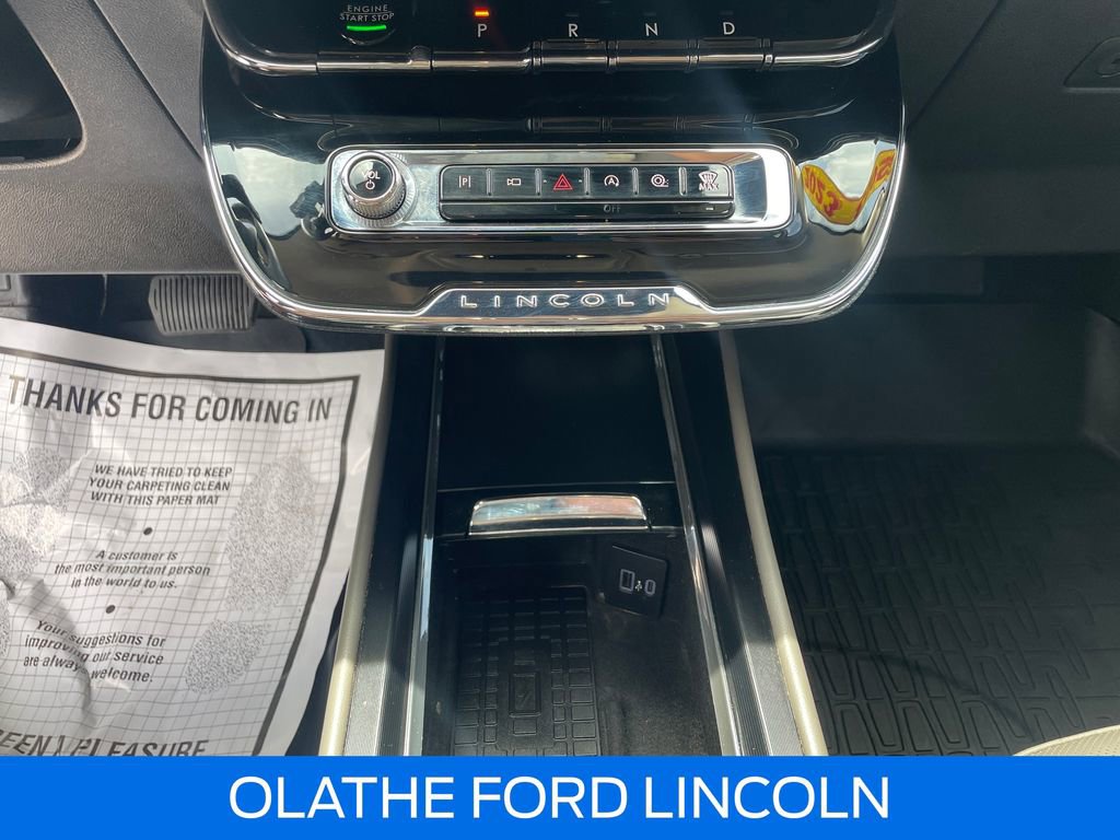 Certified 2023 Lincoln Corsair AWD w/ Equipment Group 102A image 12