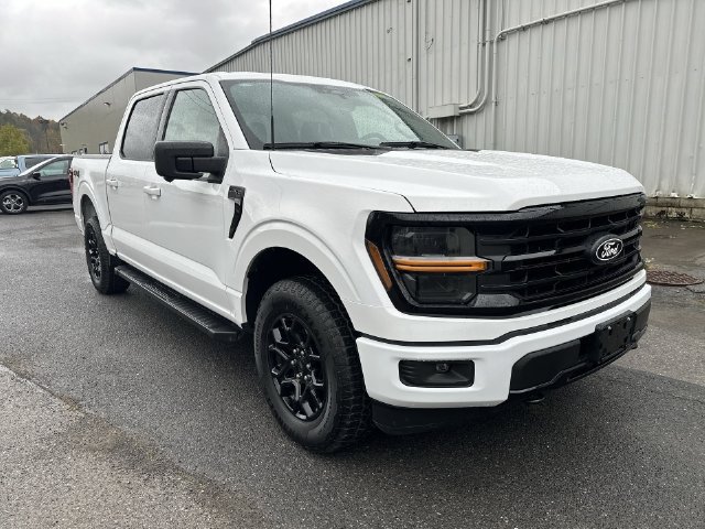 Used 2024 Ford F150 XLT w/ XLT Black Appearance Package AWD/4WD image 18