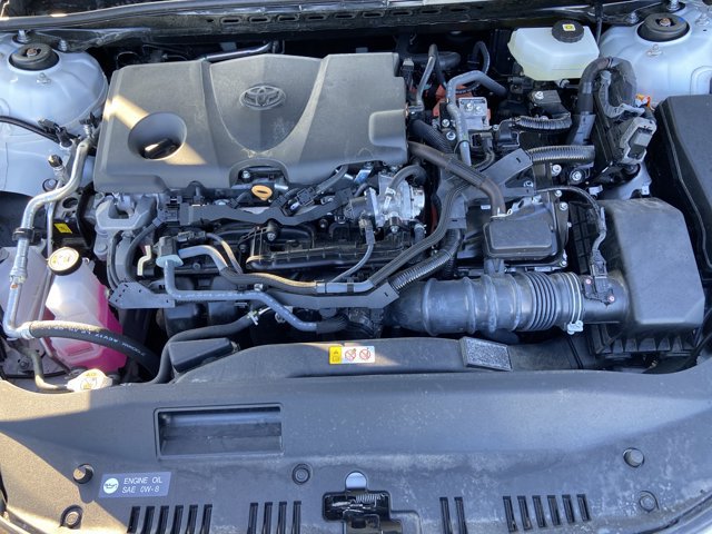 Used 2025 Toyota Camry SE FWD image 19
