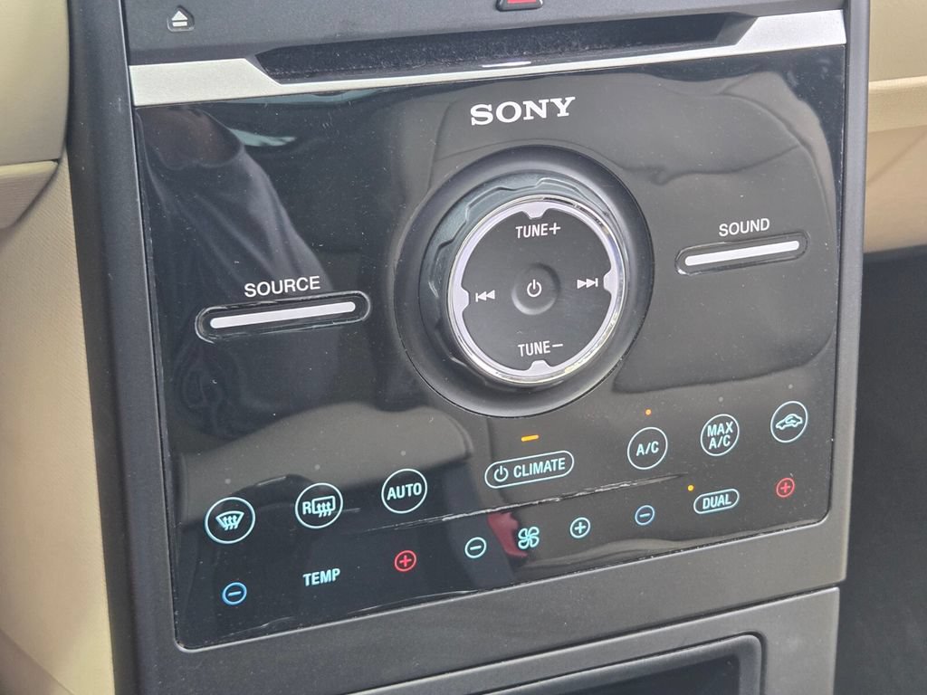 Used 2019 Ford Flex Limited w/ Equipment Group 301A FWD image 27
