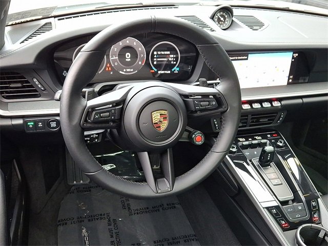 Used 2025 Porsche 911 Carrera image 16