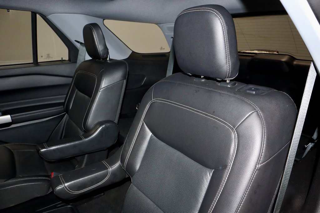 Certified 2021 Ford Explorer Limited w/ Hybrid Equipment Group 310A image 23