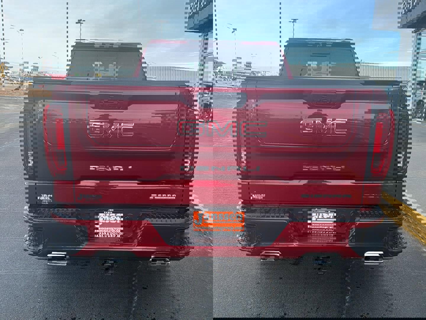 Used 2021 GMC Sierra 1500 Denali w/ Denali Ultimate Package image 3