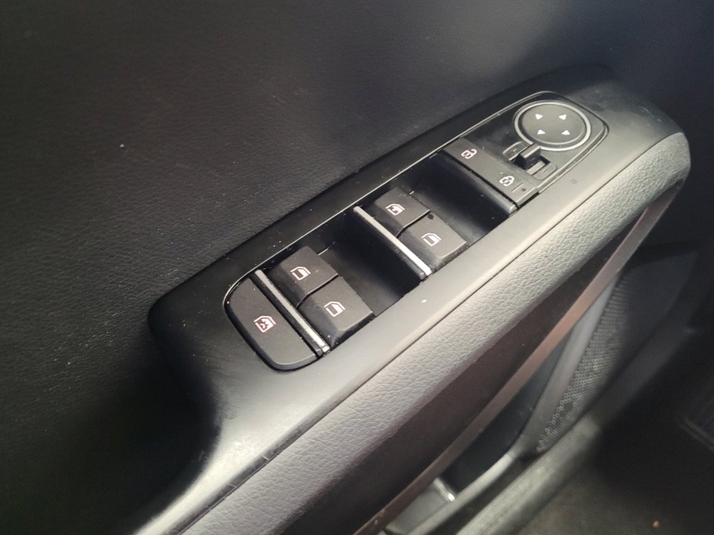 Used 2020 Kia Soul S FWD image 27