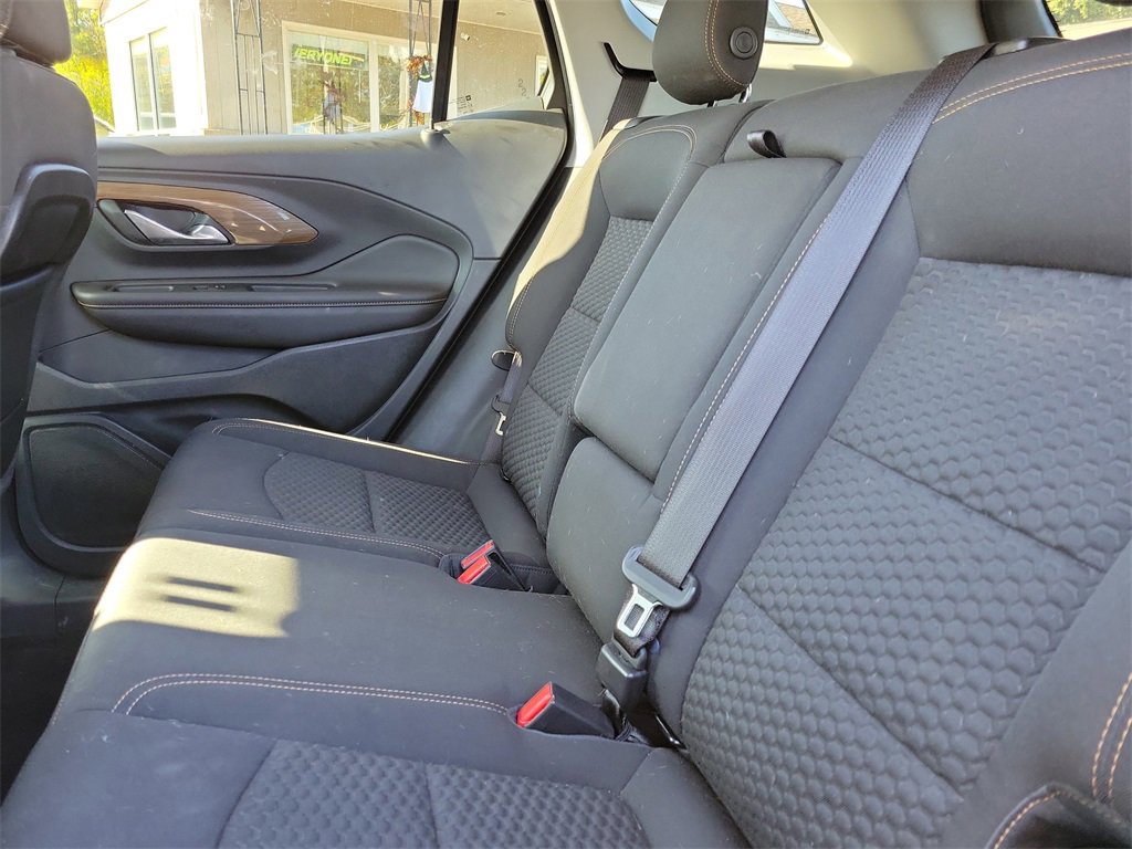 Used 2020 GMC Terrain SLE image 11