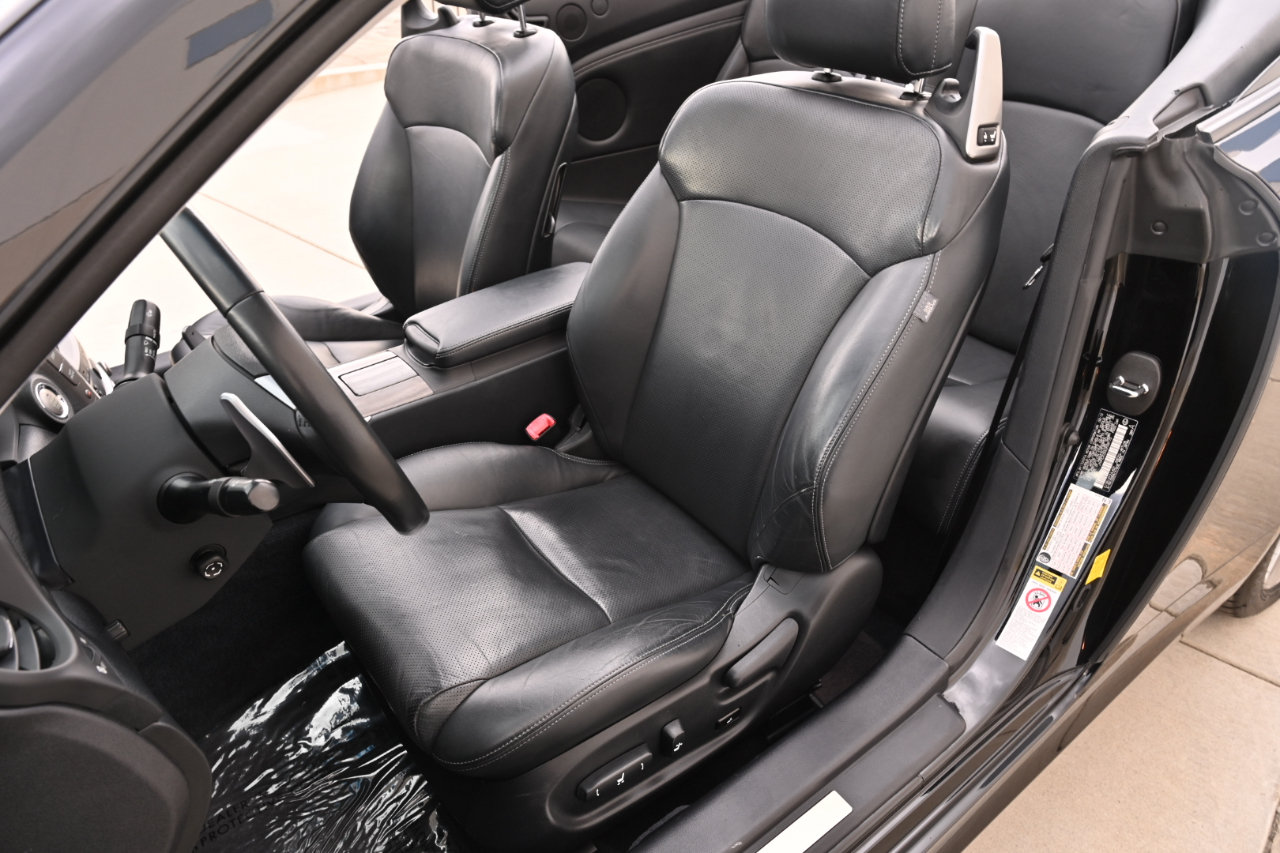 Used 2012 Lexus IS 350C w/ Luxury Pkg RWD image 28
