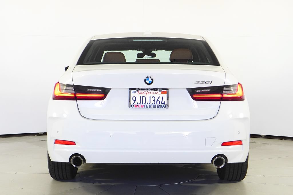 Used 2024 BMW 330i Sedan w/ Convenience Package RWD image 8