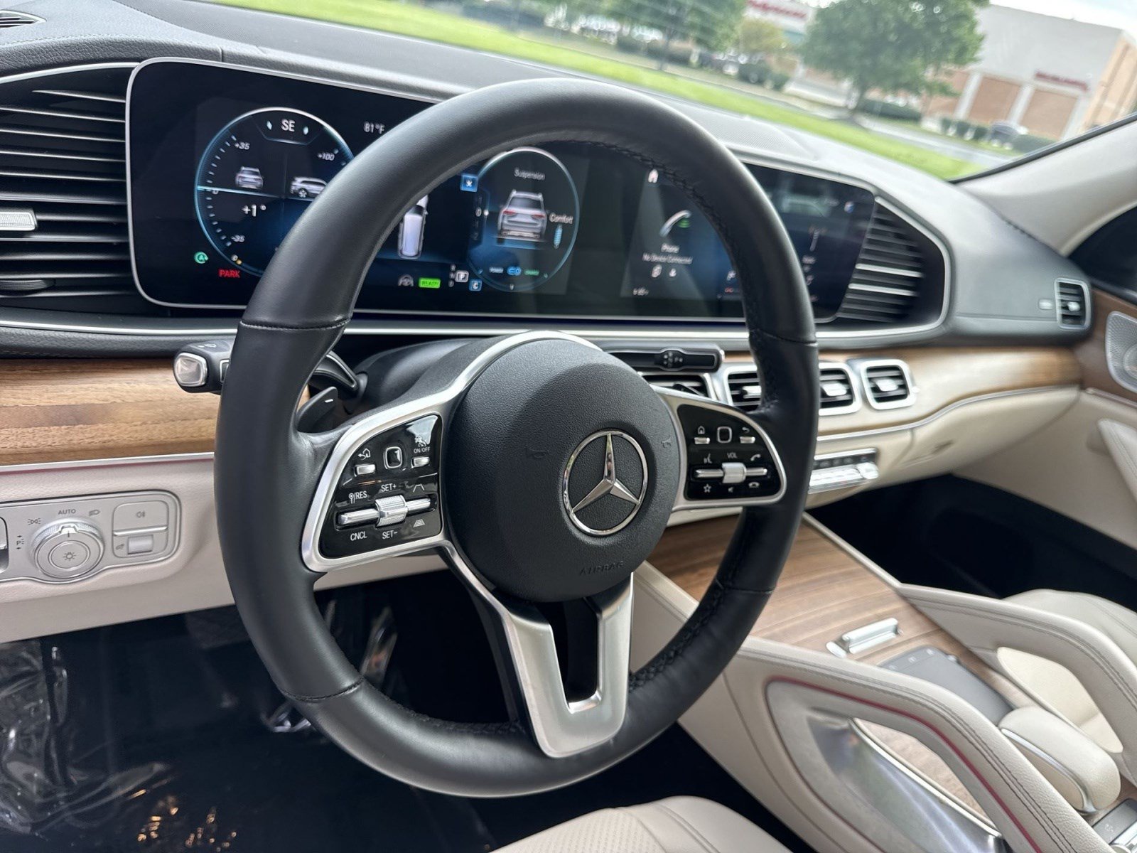 Used 2022 Mercedes-Benz GLS 450 4MATIC image 23