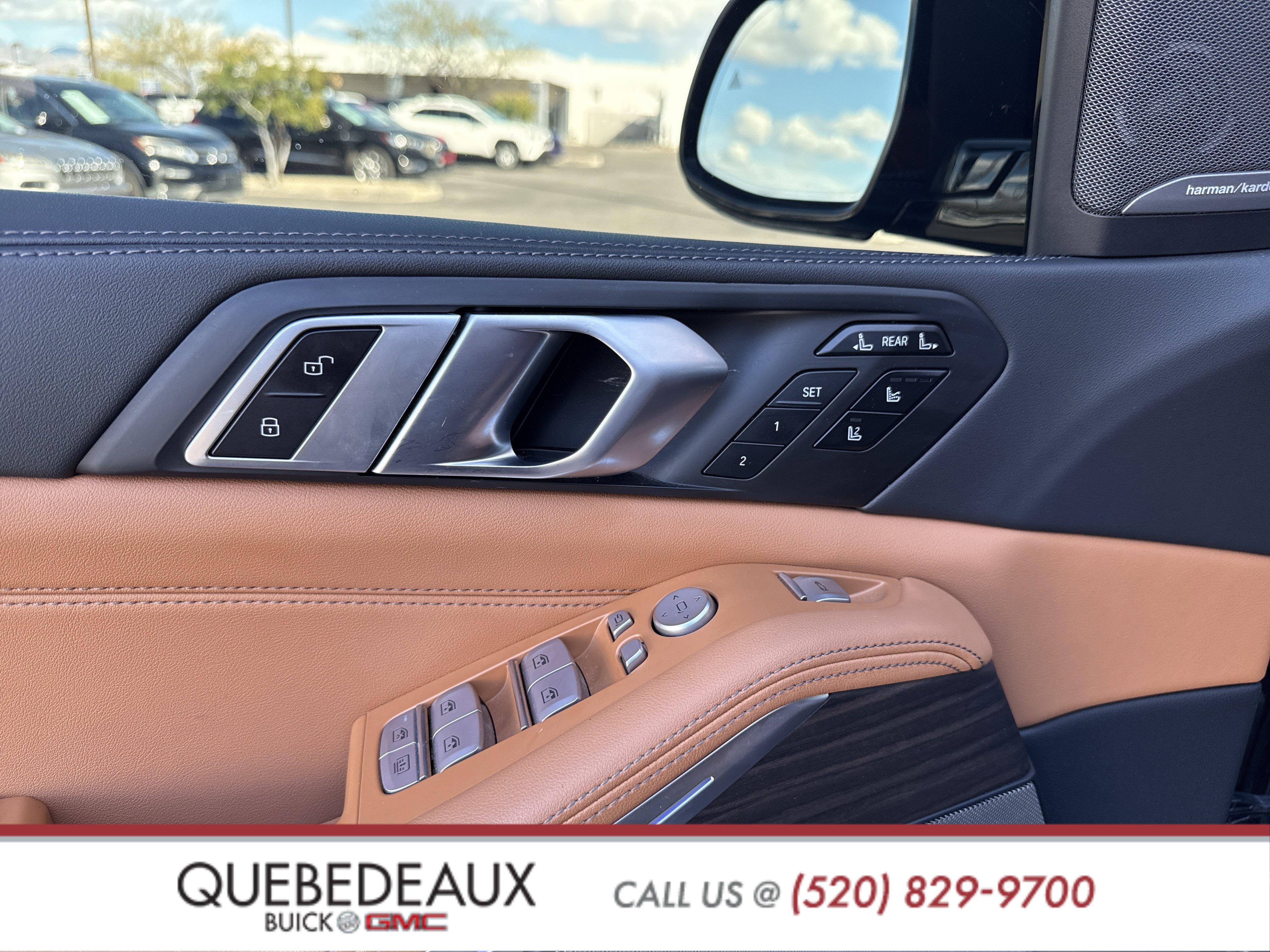 Used 2023 BMW X7 xDrive40i w/ Executive Package image 2