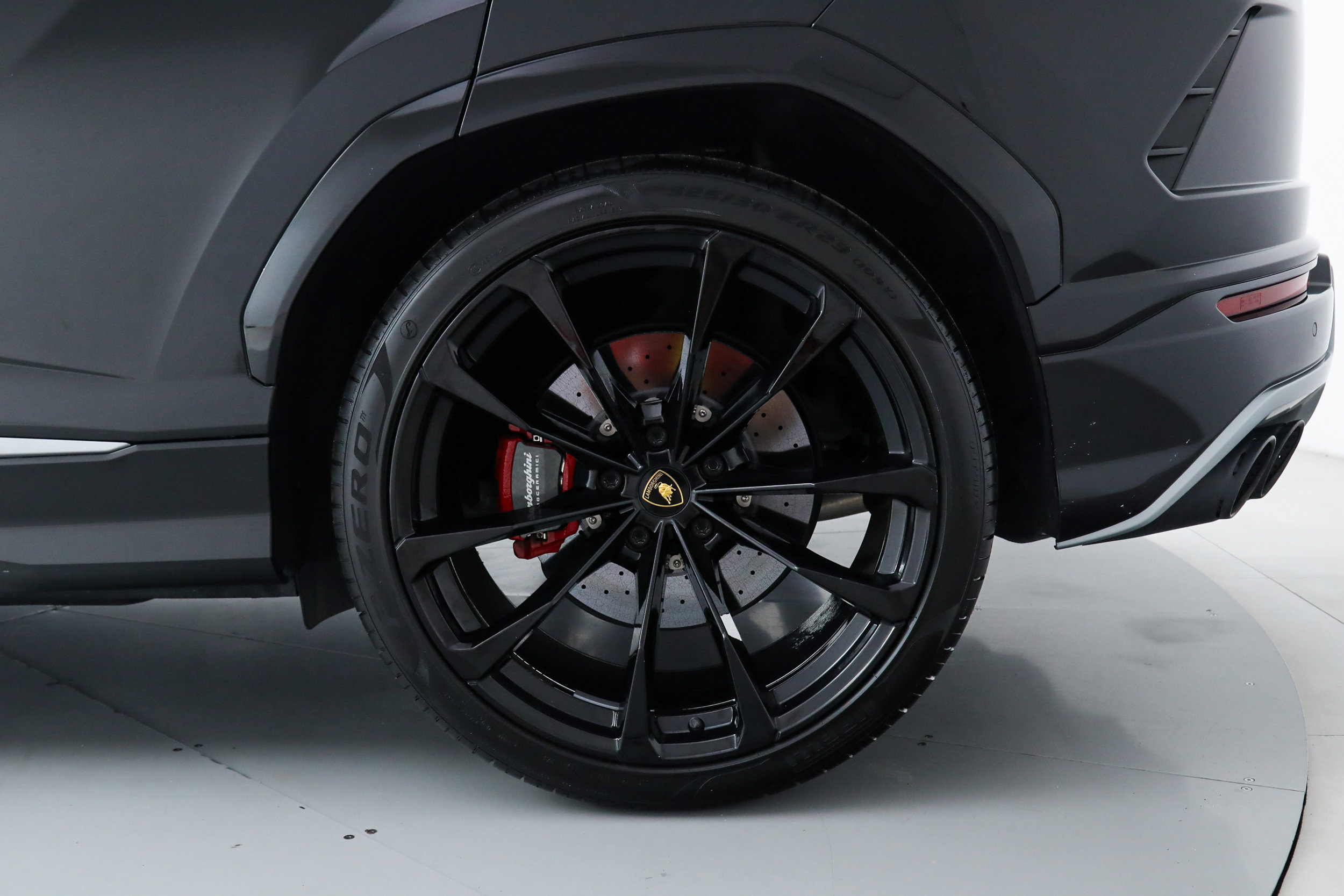 Used 2022 Lamborghini Urus image 41