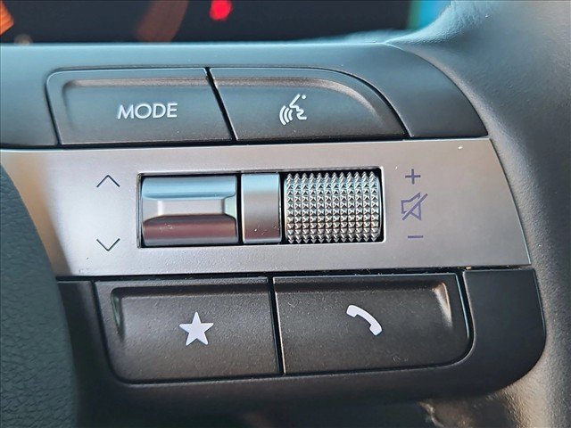 Used 2025 Hyundai Kona SEL FWD image 15