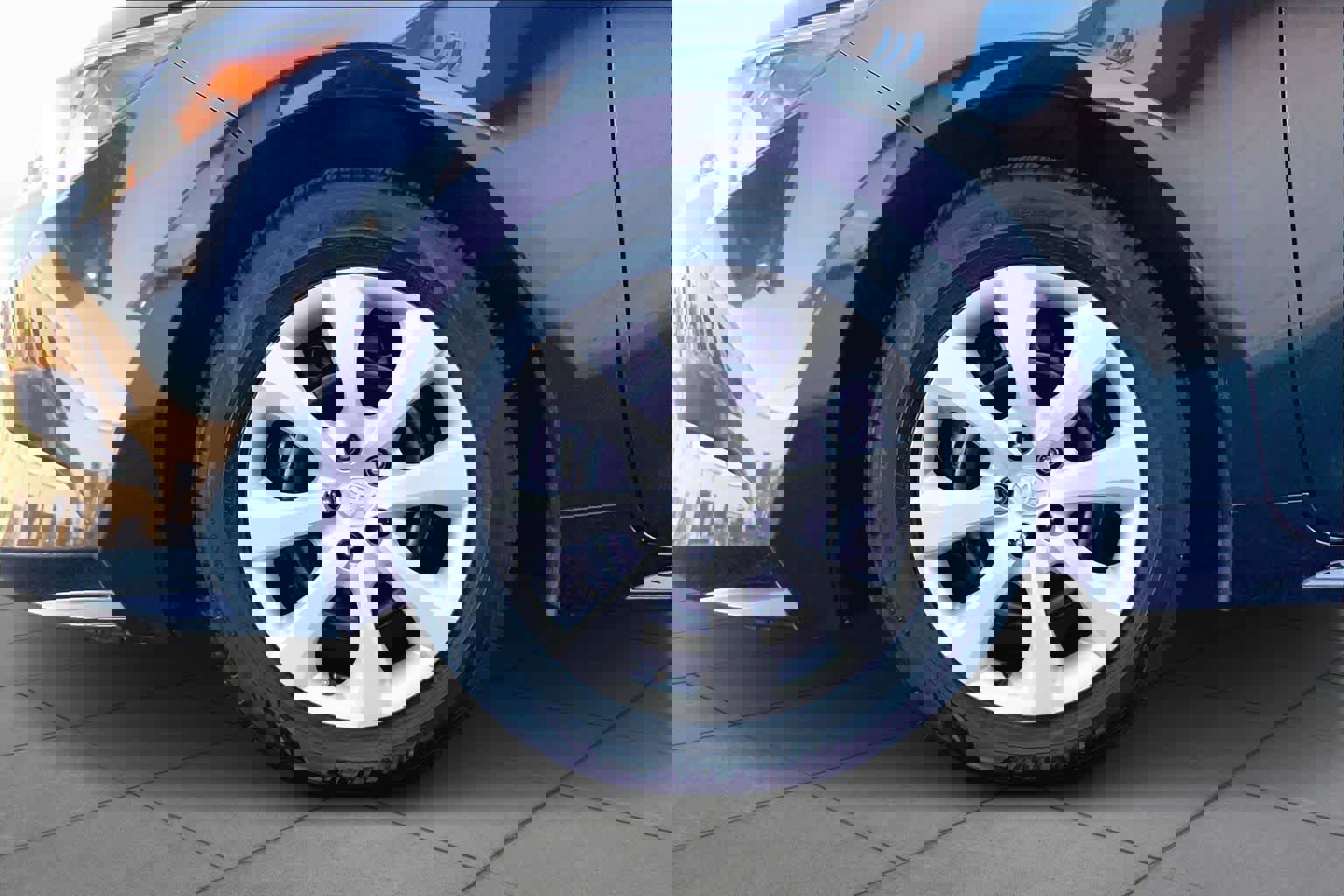 Used 2023 Toyota Corolla LE image 11