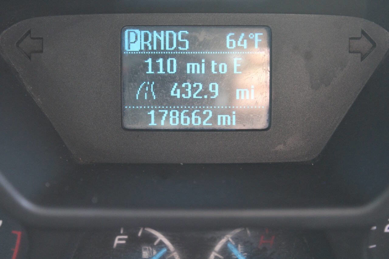 Used 2015 Ford Transit Connect XL image 29