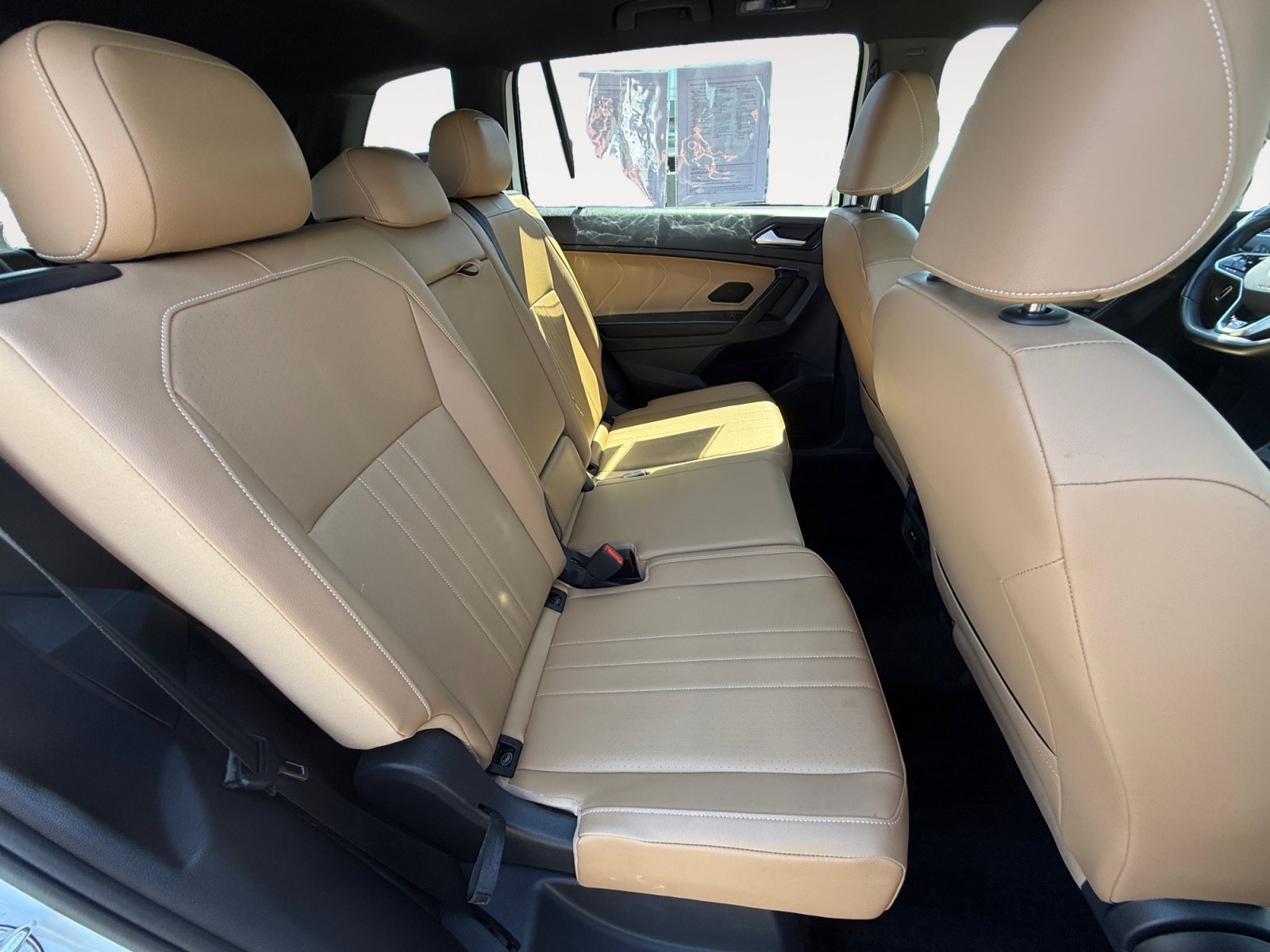 Used 2023 Volkswagen Tiguan SE R-Line FWD image 18