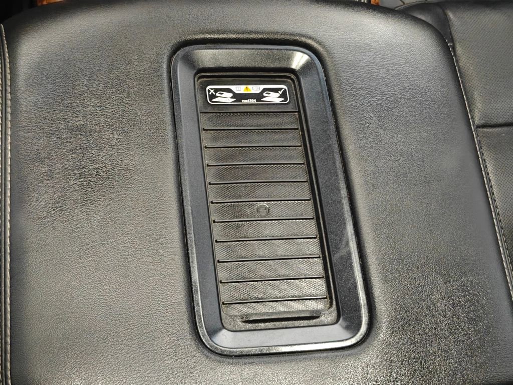 Used 2018 Chevrolet Tahoe Premier AWD/4WD image 10