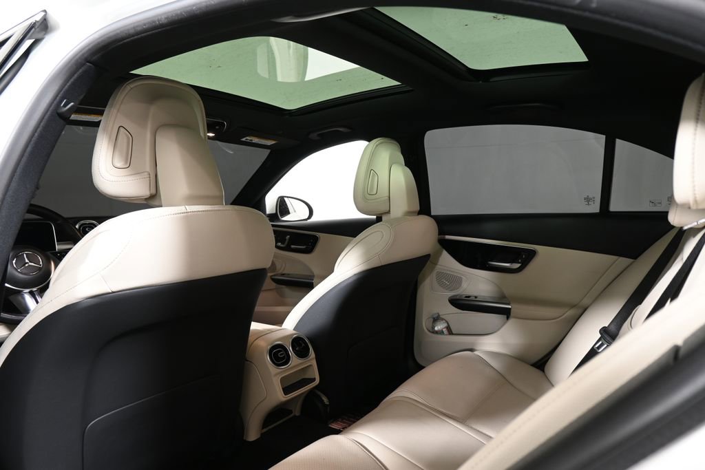 Used 2022 Mercedes-Benz C 300 4MATIC Sedan image 6