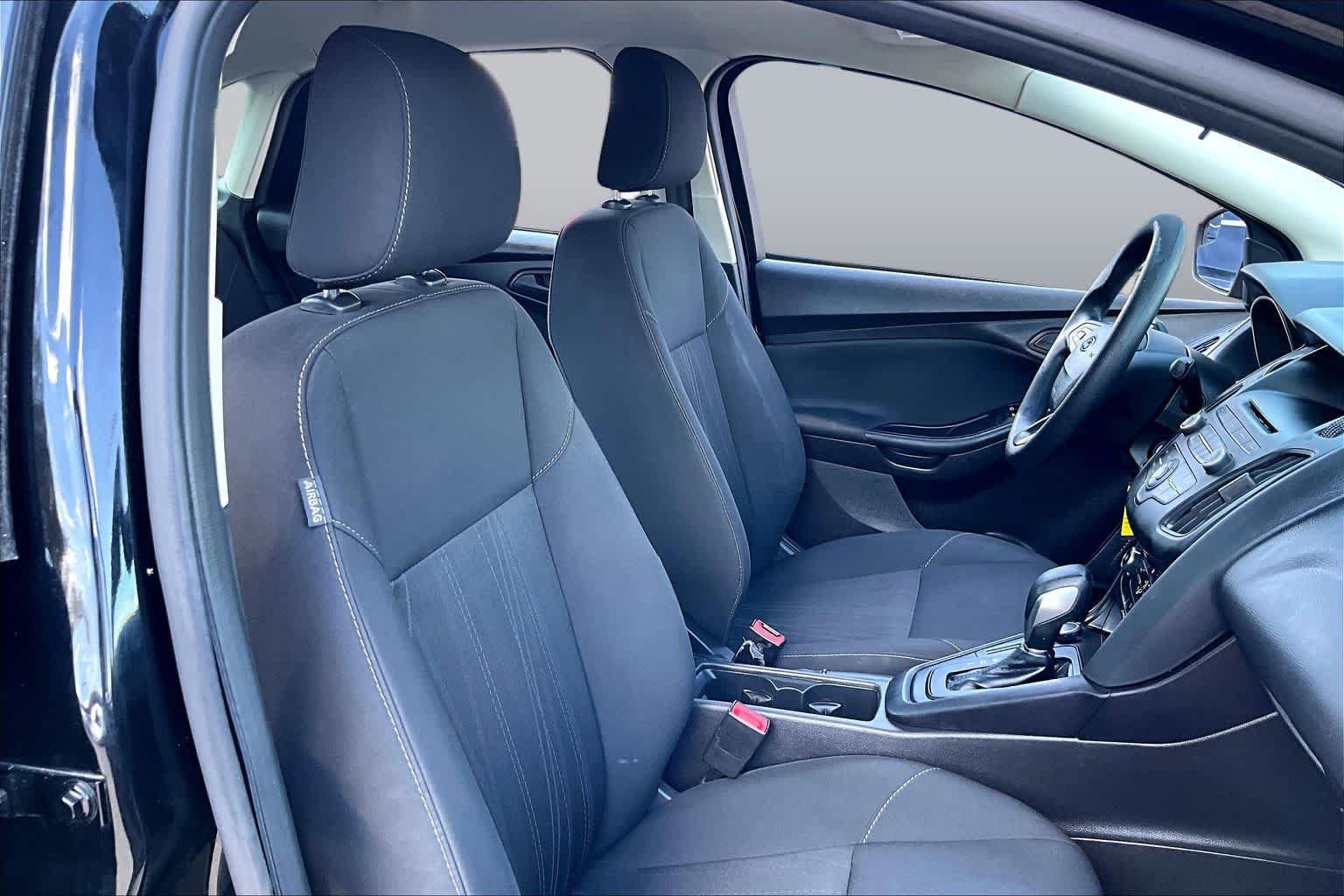 Used 2016 Ford Focus S FWD image 9