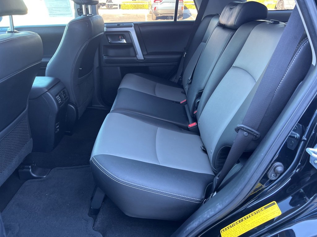 Used 2019 Toyota 4Runner SR5 Premium image 18