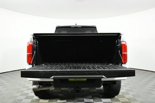 New 2026 Toyota Tacoma SR5 AWD/4WD image 25