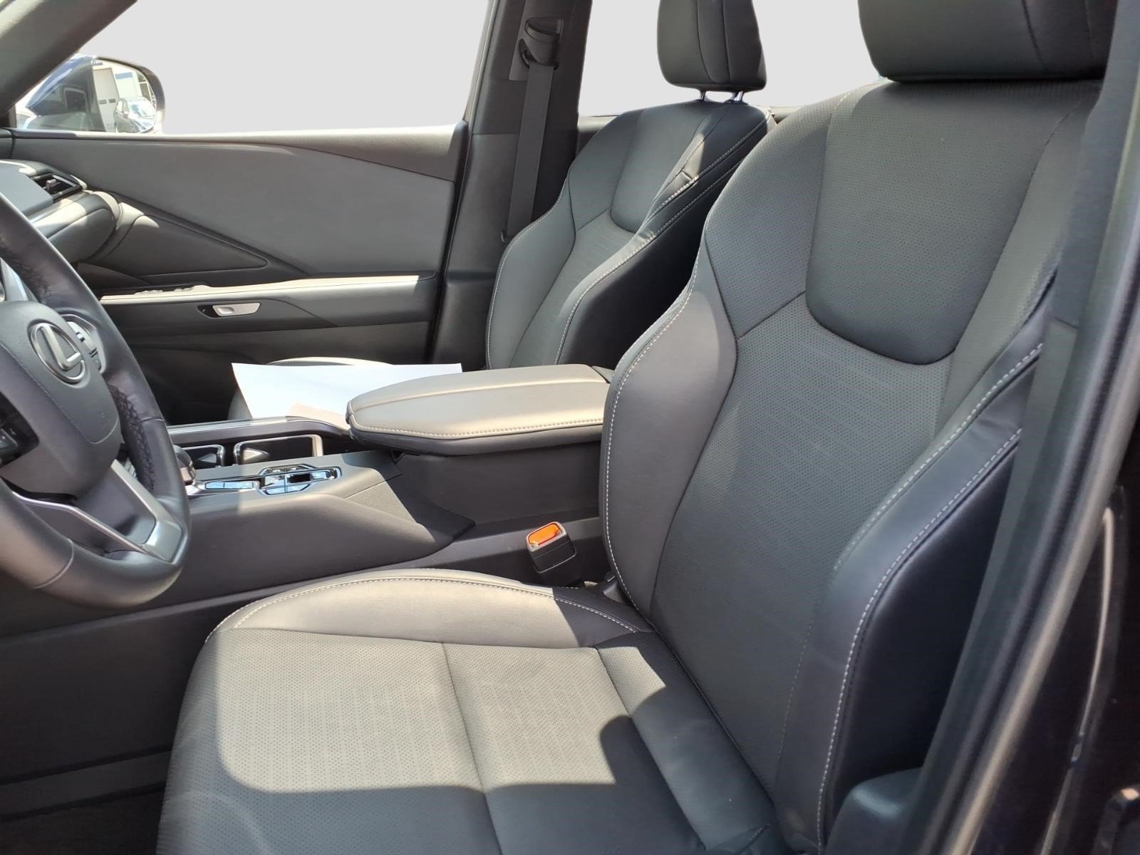 Used 2024 Lexus TX 350 AWD w/ Captains Chair Package image 11