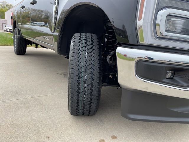 New 2026 Ford F250 Lariat w/ FX4 Off-Road Package AWD/4WD image 16