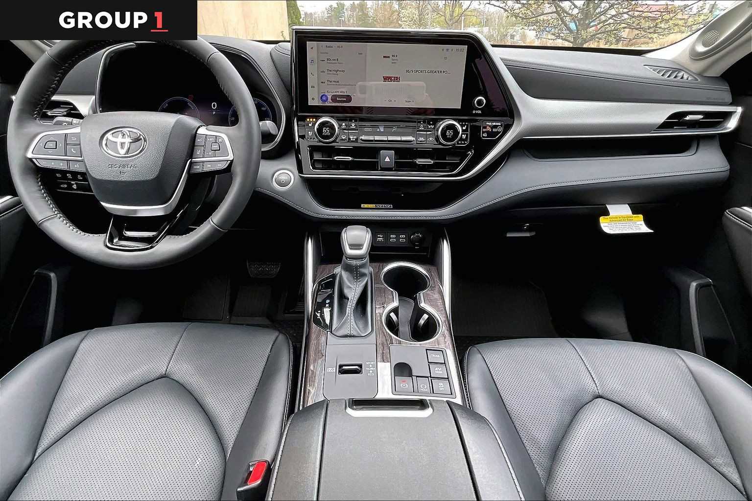 Certified 2026 Toyota Highlander Platinum AWD/4WD image 16