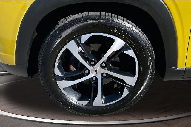 Used 2024 Chevrolet Trax RS w/ Sunroof Package FWD image 9