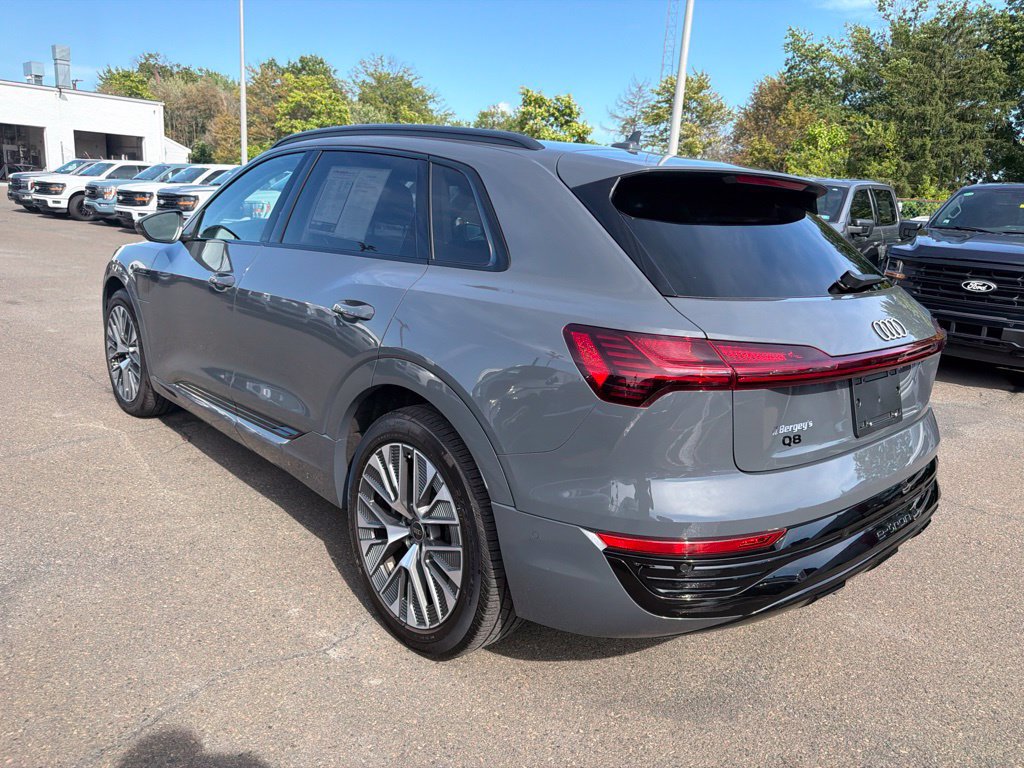 Used 2024 Audi Q8 e-tron Prestige w/ Prestige Package AWD/4WD image 4