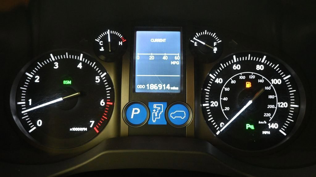 Used 2016 Lexus GX 460 w/ Premium Package AWD/4WD image 41