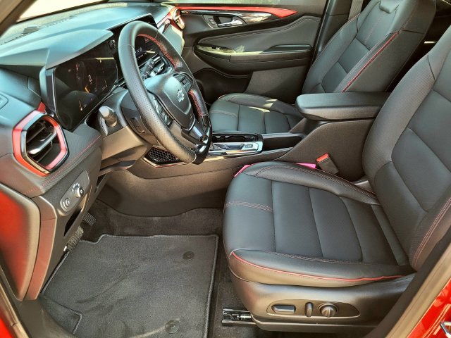 Certified 2026 Chevrolet TrailBlazer RS w/ Convenience Package FWD image 19
