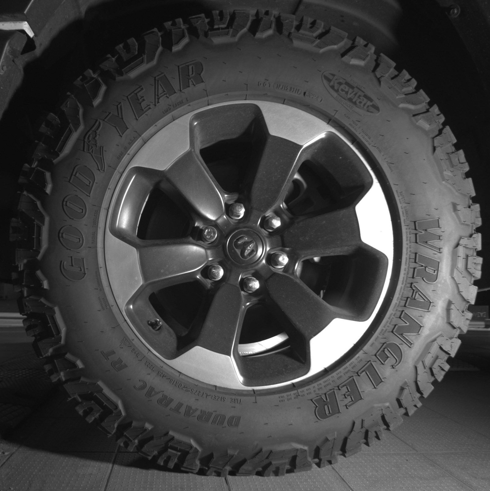 Used 2020 RAM 1500 Rebel w/ Rebel Level 1 Equipment Group AWD/4WD image 9
