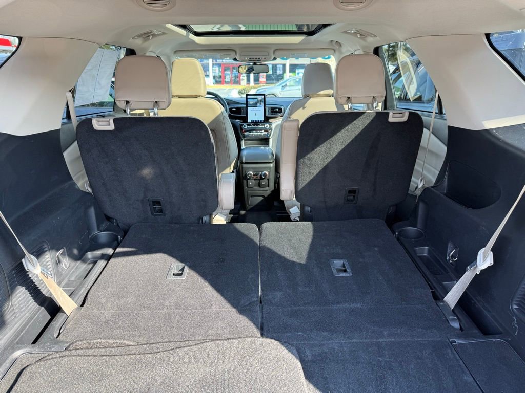 Used 2022 Ford Explorer Limited w/ Limited Technology Package image 32