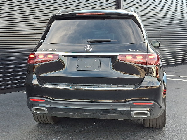 Used 2025 Mercedes-Benz GLS 450 4MATIC image 6